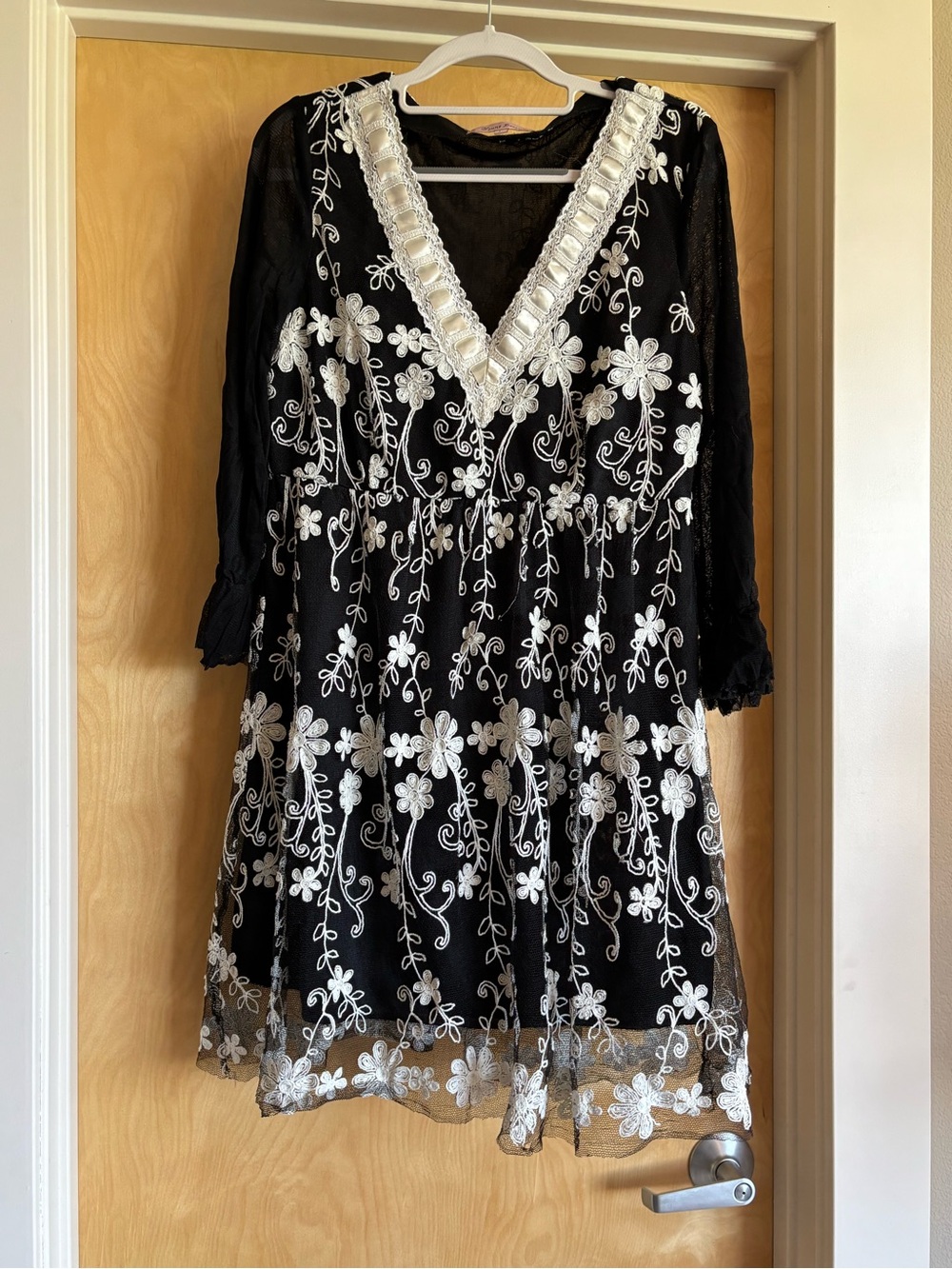 Young Essence Black Ivory Floral Embroidered Mesh Dress Coquette Boho Large L